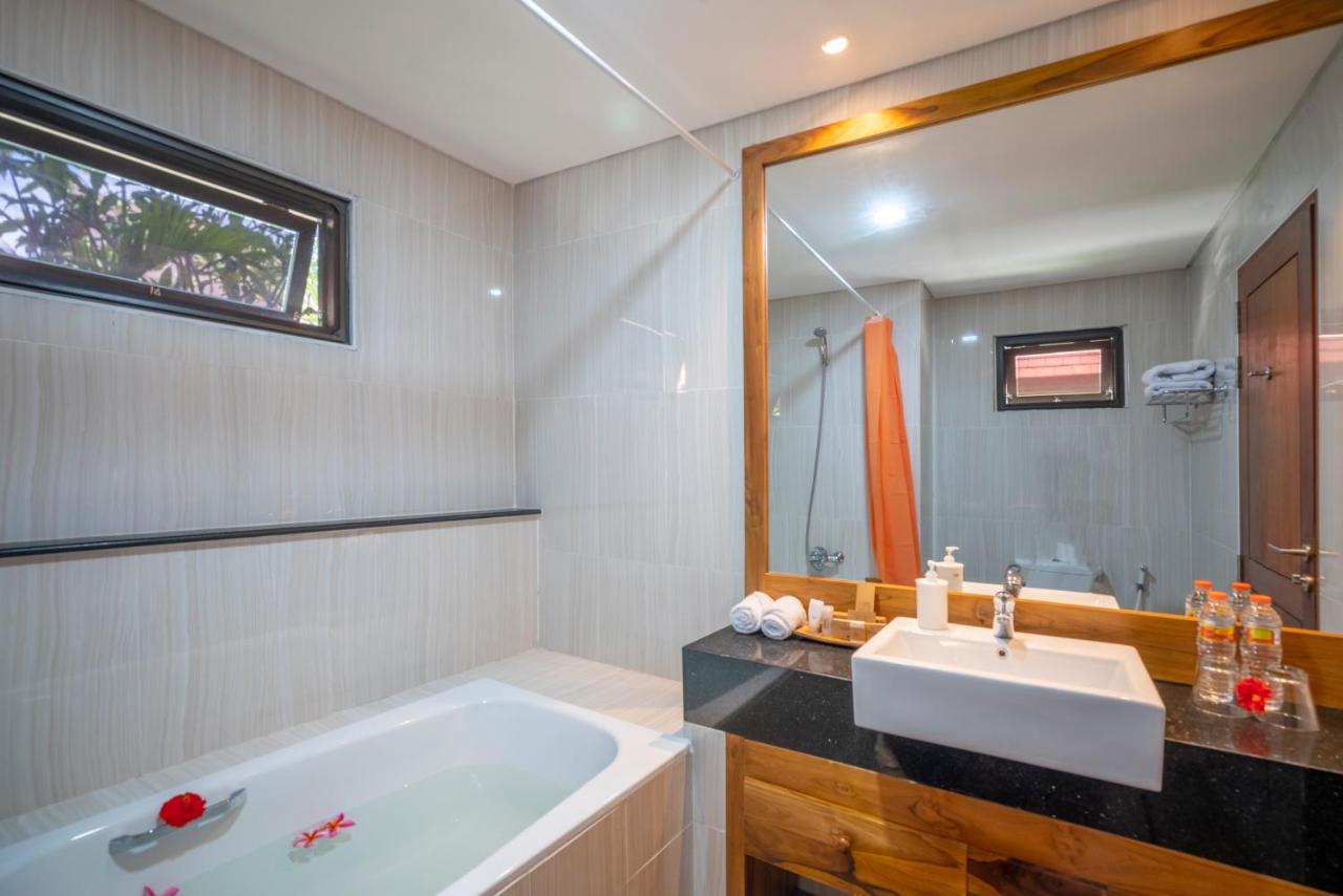 The Salila Beach Resort Seminyak Exterior foto